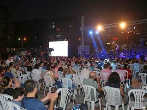 Park konserlerine yoğun ilgi