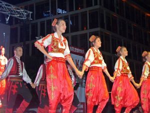 Aydın’da Makedonya rüzgarı esti