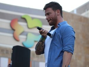 İzmir’de Sinan Akçıl rüzgarı