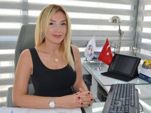 Aşırı sıcaklar saçlarınızı yıpratmasın