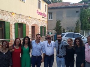 Çocuk anneler Cannes Film Festivalinde