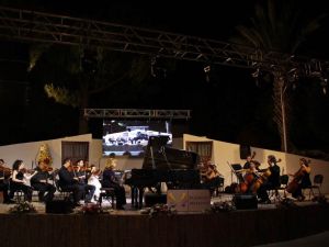 İdil Biret, 26 Temmuz’da Kuşadalılarla buluşacak