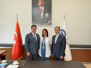 Marmara Üniversitesi’nden kahraman doktora tebrik