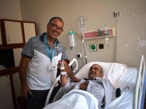 Boğazına kaçan sülükle bir ay yaşadı