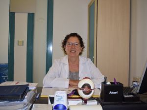 Havuzlarda oluşabilecek göz hastalıklarına kritik uyarı