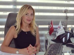 "Saç dökülmesi tedaviyle yavaşlatılabilir"