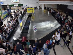 Uçağınız rötar yaparsa tazminat hakkınız var
