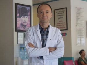 Kontakt lenslerle deniz ve havuza girerken bir kez daha düşünün