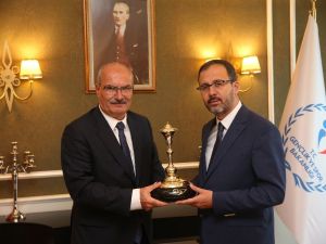 ATO yönetiminden Gençlik ve Spor Bakanı Kasapoğlu’na ziyaret
