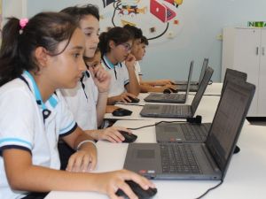 İzmir İl Milli Eğitim Müdürlüğü’nde projeler bitmiyor