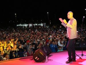 Mümin Sarıkaya, Beyşehir’de hayranlarıyla buluştu