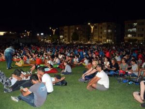 Çatlıdere ve Siteler mahallelerinde sinema keyfi