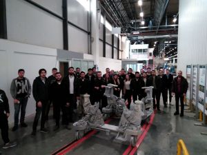 Sektör deneyimini üniversitede kazanıyorlar