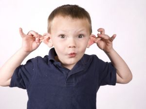Çocuklarda kepçe kulak sorunu