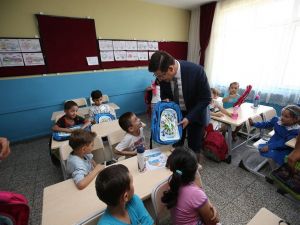 Merkezefendi Belediyesi miniklere çanta hediye edecek