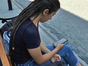 Türkiye’deki çocukların yüzde 59’u akıllı telefon sahibi