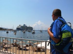 Bodrum’a iki gemi dolusu turist geldi