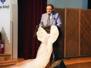 İhlas Koleji hizmet içi eğitim seminerlerine başladı