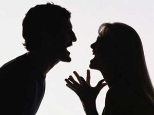 Uzmanlardan anne-babalara uyarı: Çocuklar önünde kavga etmeyin