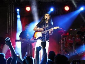 Murat Kekilli’den "Yıkılasın Amerika" bestesi