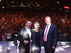 Çivril elma festivali coşkuyla başladı
