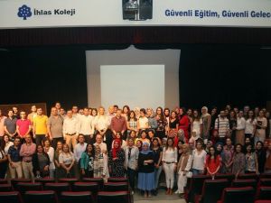 İhlas Koleji’nde Mesleki Gelişim Programı sona erdi