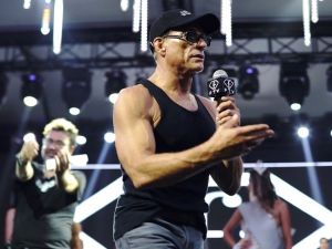 Miss Fashion TV Awards’da Van Damme rüzgarı