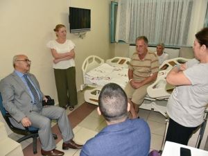 Vali Köşger, kalp krizi geçiren Başkan Büyükyapıcı’yı ziyaret etti