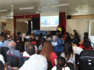 Kula’da öğretmenlere trafik eğitimi verildi