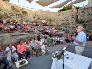 Foça’da sanat coşturdu