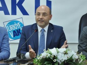 "Türkiye’nin geleceğine yapılan en büyük yatırım, eğitime yapılan yatırımdır"