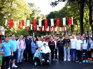 Kadıköylüler, ’Obeziteye Karşı Ritmi Yakala’ etkinliğinde buluştu