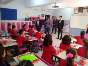 Selendi’de ilk ders zili çaldı