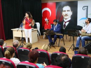 Bayraklı yeni yeteneklerini seçti