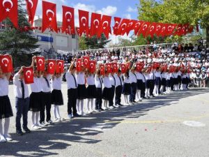 İlköğretim Haftası Gölbaşı’nda törenle kutlandı
