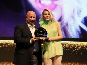 fizy Müzik Ödülleri’nde jüri Türkiye’nin datası oldu