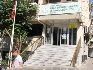 Açık lise ve ortaokulun, olmayan okul aile birliğine zorunlu bağış