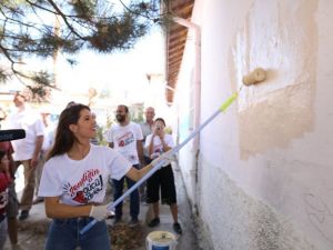 Dünyaca ünlü yıldız Amanda Cerny Kapadokya’da