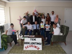 Tek beklentileri sevgi