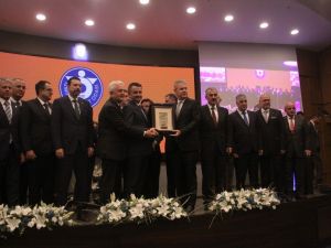 Bakan Pakdemirli: “Bu olayların hepsinin üstesinden geleceğiz”