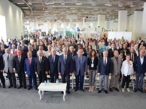 İzmir Emlak, Gayrimenkul ve Yatırım Fuarı kapılarını açtı