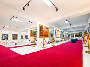 Kıbrıs Modern Sanat Müzesi sanatseverlere kapılarını açtı