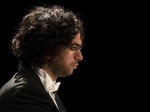 Cemal Reşit Rey kapılarını iki büyük sürprizle açıyor