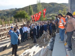 15 Temmuz Şehitler İlk ve Ortaokulu’nun temeli atıldı