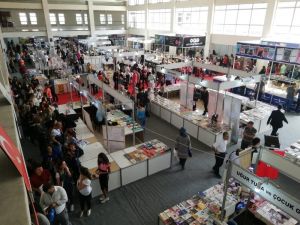 Manisalı kitapseverler Kitap Fuarı’nda buluştu