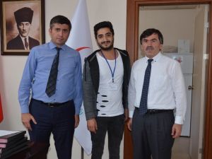 Hastaneye gelen Suriyelilere tercüman desteği