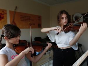 Küçükçekmece Müzik Akademisi başarıdan başarıya koşuyor