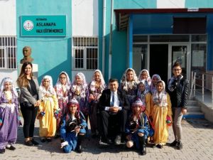 Aslanapa’da bin 854 kursiyer eğitim gördü