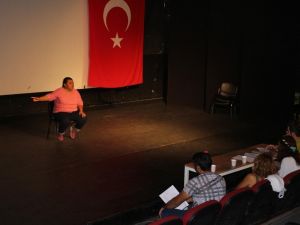 Kuşadası Belediyesi kadın ve yetişkin tiyatrosu seçmeleri tamamlandı