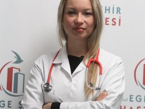 Doğumdan sonraki ilk günlerde anne sütü çok önemli